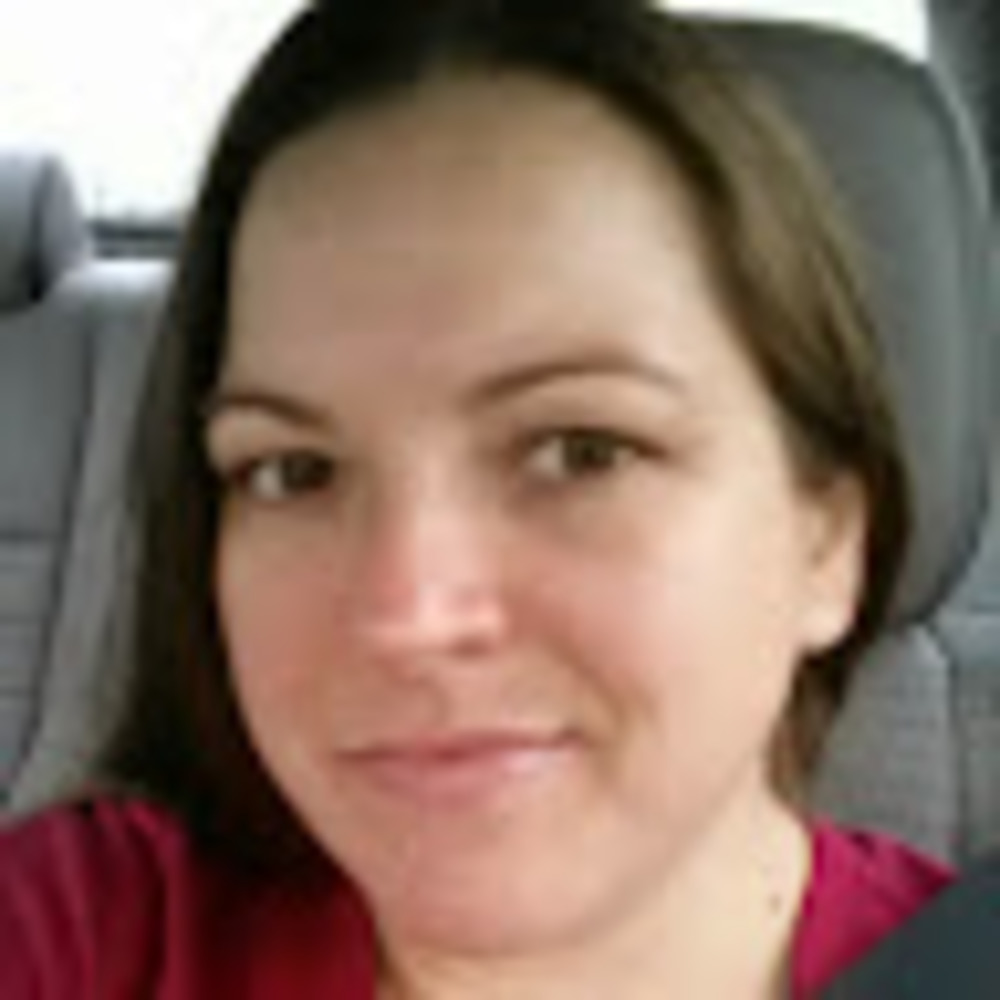 Meet your Posher, Alicia